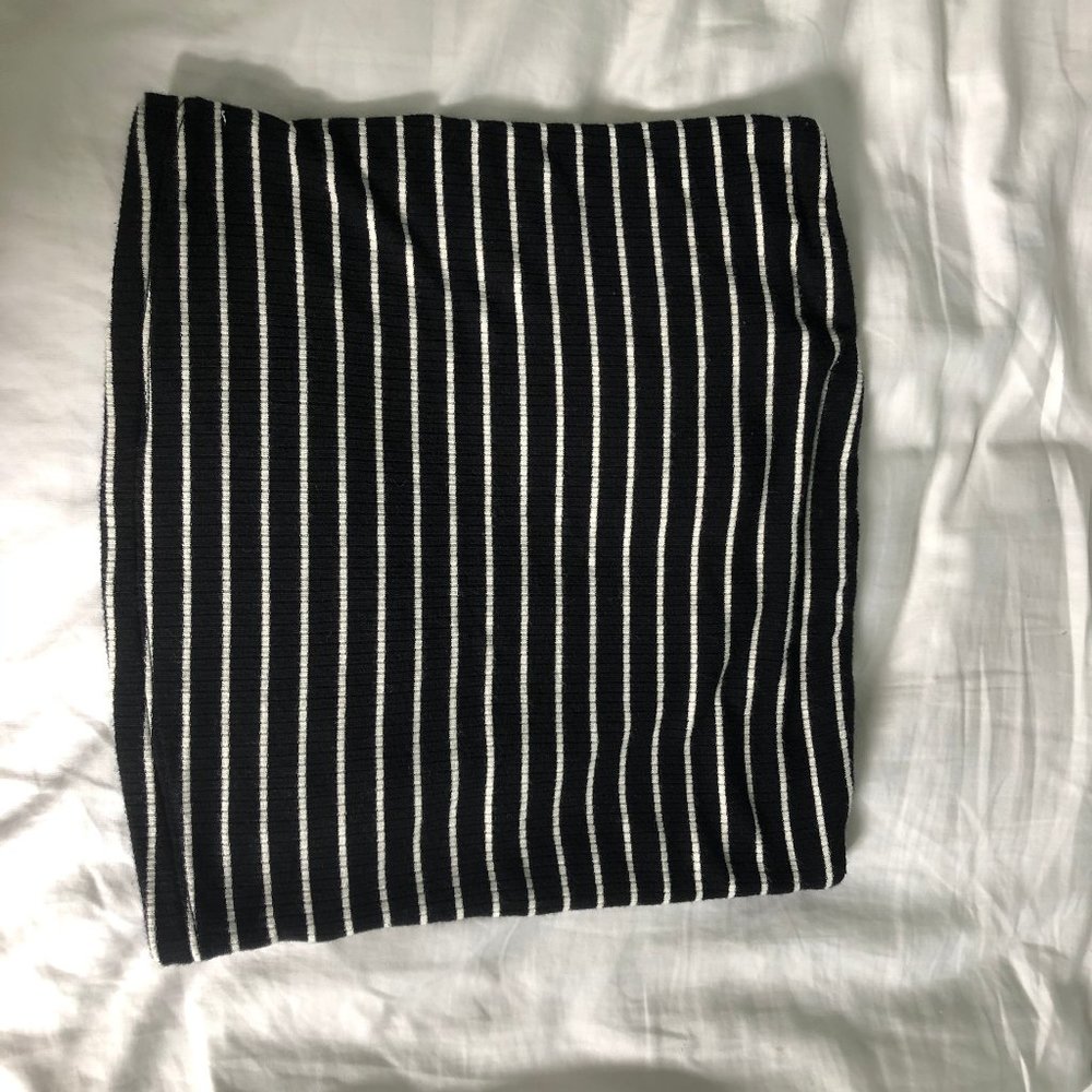 Black and white American Eagle tube top